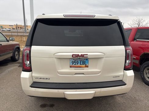 Used 2015 GMC Yukon SLT image 6