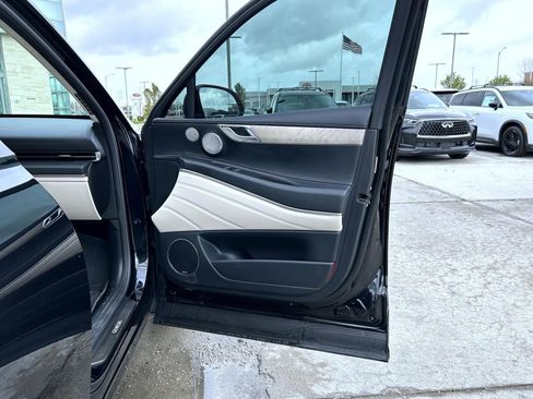 Certified 2024 Genesis GV80 3.5T AWD/4WD image 16