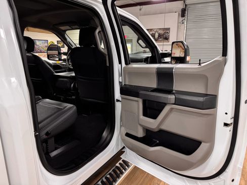 Used 2021 Ford F250 XLT w/ XLT Value Package image 17