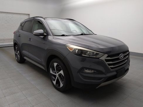 Used 2018 Hyundai Tucson Value FWD image 13