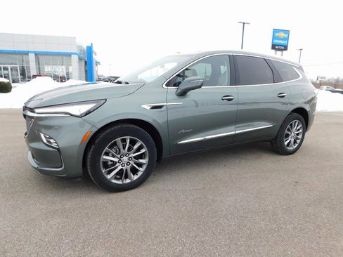 Used 2023 Buick Enclave Avenir w/ Avenir Technology Package image 7
