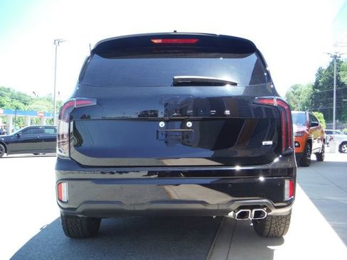 Used 2025 Kia Telluride AWD image 15