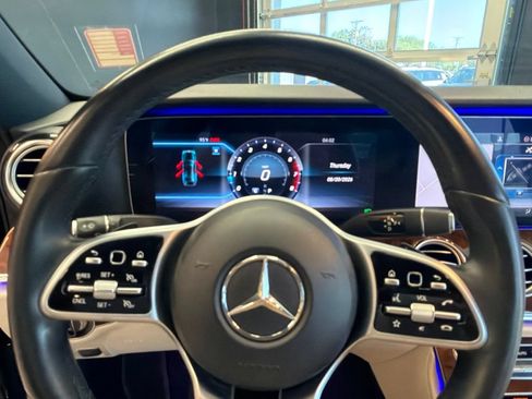 Used 2020 Mercedes-Benz E 350 Sedan image 31