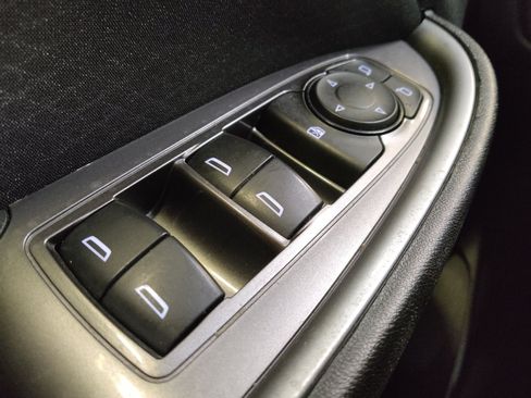Used 2023 Chevrolet Malibu LS FWD image 27