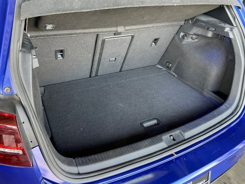 Used 2015 Volkswagen Golf R R image 28