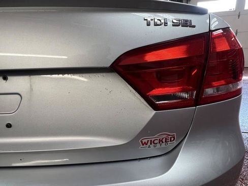Used 2015 Volkswagen Passat TDI SEL Premium FWD image 5