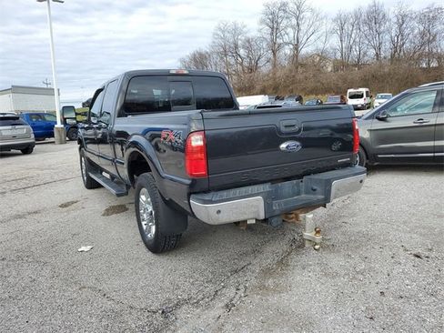 Used 2014 Ford F250 Lariat w/ Lariat Ultimate Package image 6