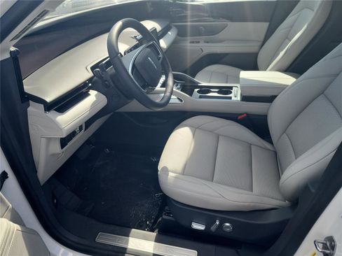 New 2026 Lincoln Nautilus Premier w/ Jet Appearance Package image 13