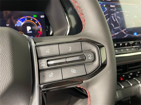 Certified 2026 Chevrolet Colorado Z71 w/ Technology Package image 11