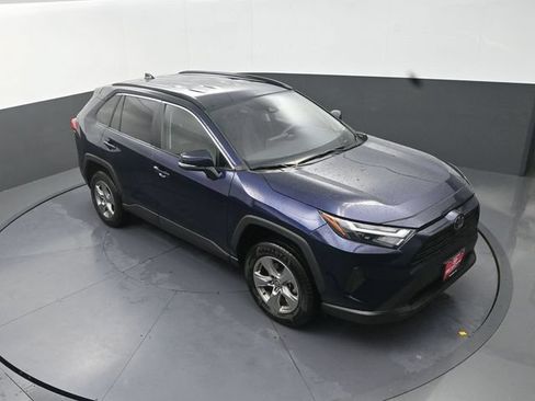 Used 2025 Toyota RAV4 XLE AWD/4WD image 23