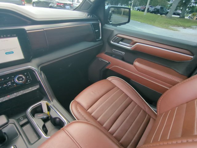 Used 2024 GMC Sierra 1500 Denali Ultimate AWD/4WD image 18