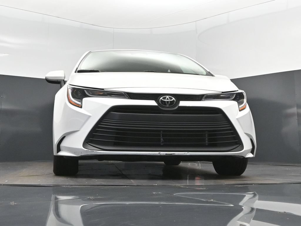 Used 2024 Toyota Corolla LE FWD image 45