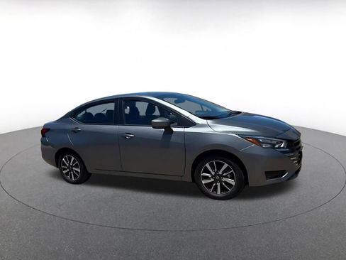 Used 2025 Nissan Versa SV FWD image 2