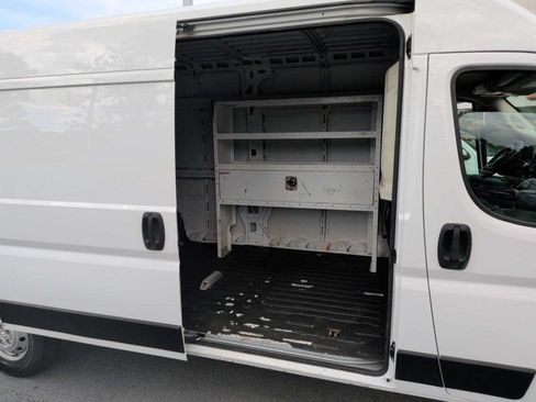 Used 2023 RAM ProMaster 2500 w/ Premium Convenience Group (B) FWD image 7