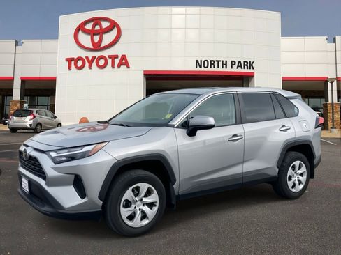Used 2024 Toyota RAV4 LE FWD image 1