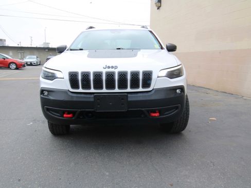 Used 2019 Jeep Cherokee Trailhawk image 20