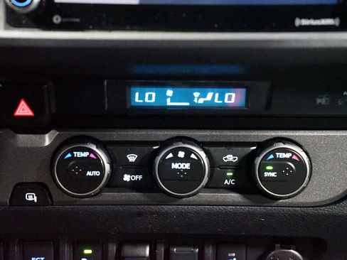 Certified 2021 Toyota Tacoma TRD Sport image 19