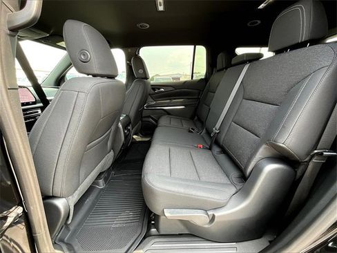 New 2026 Chevrolet Traverse LT w/ Driver Confidence Package image 13