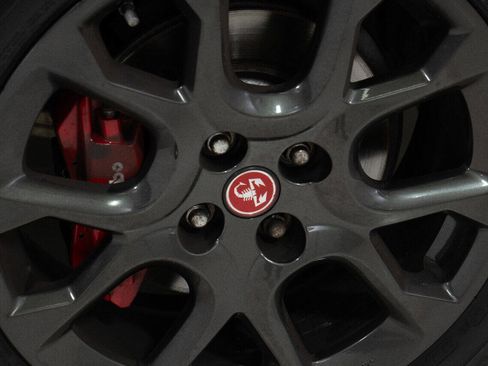 Used 2017 FIAT 124 Spider Abarth image 31