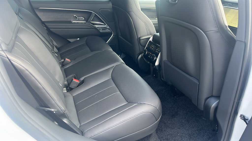 New 2027 Land Rover Range Rover SE AWD/4WD image 18