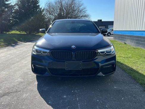 Used 2019 BMW 540i w/ M Sport Package RWD image 2