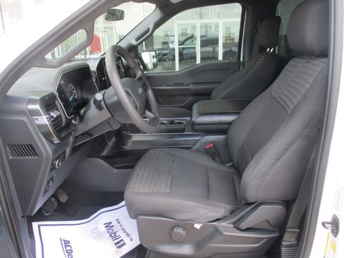 Used 2022 Ford F150 XL w/ STX Appearance Package RWD image 4