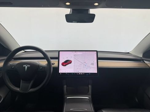 Used 2021 Tesla Model 3 Standard Range Plus RWD image 5