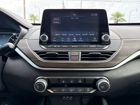 Used 2023 Nissan Altima 2.5 SV image 41