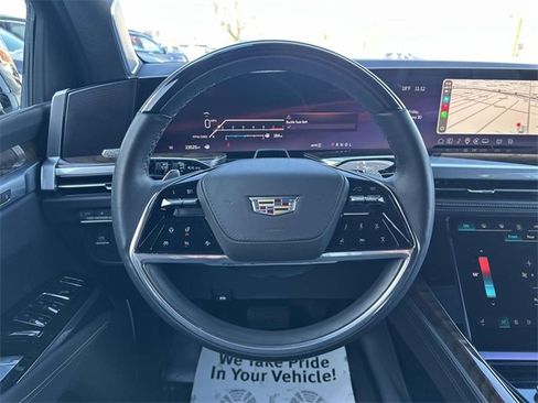 Certified 2025 Cadillac Escalade ESV Premium Luxury Platinum w/ LPO, Floor Liner Package image 39