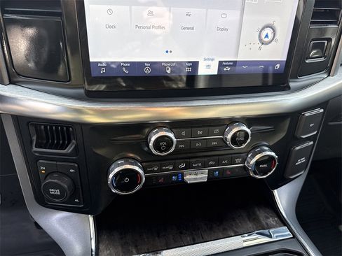 Used 2023 Ford F150 Lariat w/ Equipment Group 502A High image 29