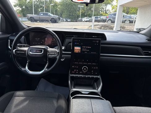 Used 2025 GMC Terrain Elevation AWD/4WD image 12