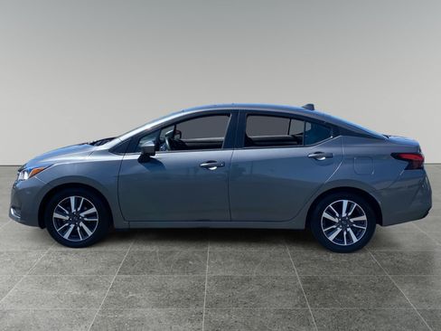 Used 2023 Nissan Versa SV FWD image 2