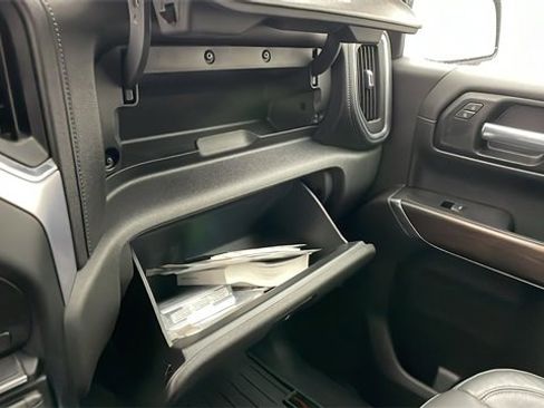 Used 2020 GMC Sierra 1500 SLT w/ SLT Premium Package image 29