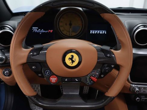 Certified 2022 Ferrari Portofino M image 31