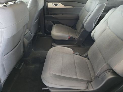 New 2026 Ford Explorer Active RWD image 21
