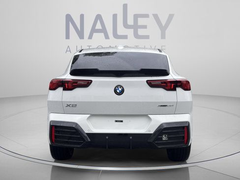 Used 2026 BMW X2 xDrive28i w/ Technology Package AWD/4WD image 3