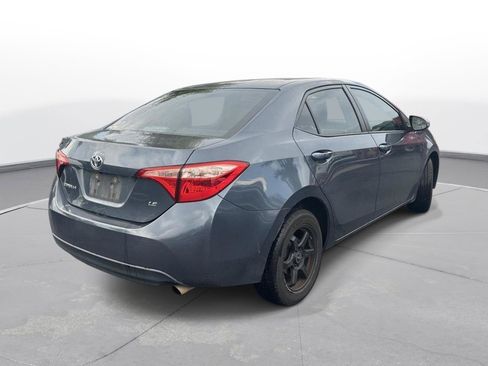 Used 2017 Toyota Corolla LE FWD image 6