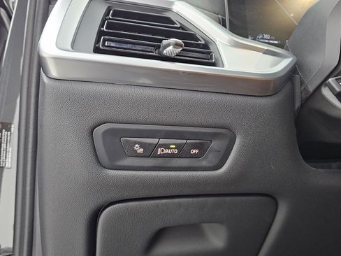 Used 2024 BMW X5 xDrive50e w/ Executive Package image 9