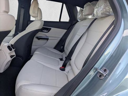 New 2026 Mercedes-Benz GLC 300 image 14