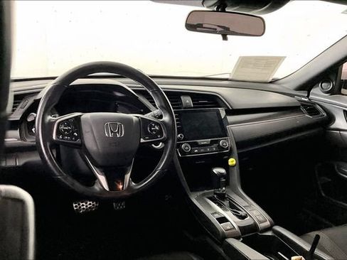 Used 2020 Honda Civic Sport image 3