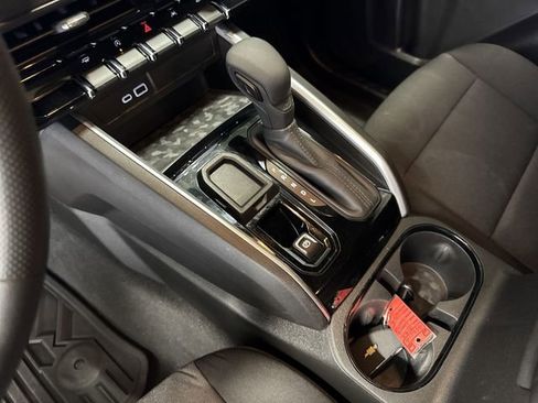 Certified 2024 Chevrolet Colorado W/T w/ Technology Package image 21