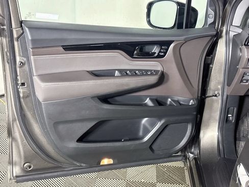 Used 2023 Honda Odyssey Elite image 10