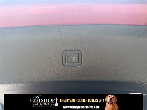 Used 2023 Buick Enclave Essence w/ Sport Touring Edition AWD/4WD image 21