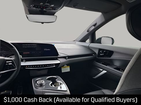 New 2026 Cadillac Optiq Sport 1 w/ LPO, Floor Liner Package AWD/4WD image 24