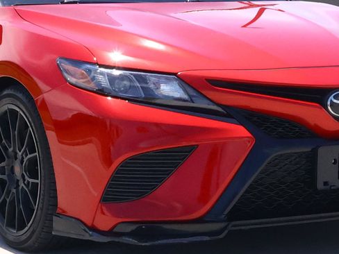 Used 2020 Toyota Camry TRD FWD image 7