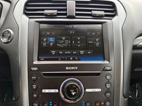 Used 2016 Ford Fusion Titanium FWD image 32
