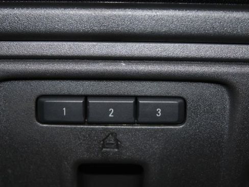 Used 2022 GMC Sierra 2500 AT4 w/ AT4 Preferred Package AWD/4WD image 51