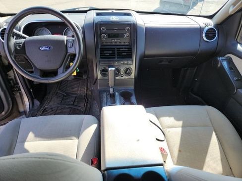 Used 2008 Ford Explorer Sport Trac XLT image 16