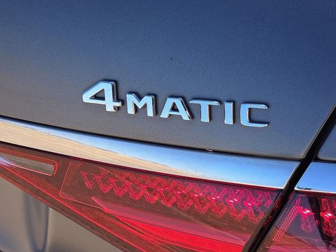 Used 2023 Mercedes-Benz S 580 4MATIC Sedan image 15