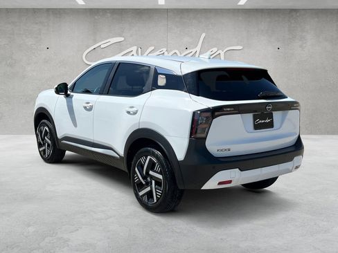 Certified 2025 Nissan Kicks SV image 14